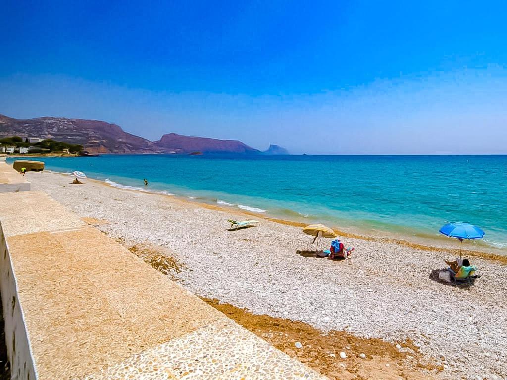 Apartamento Primera Linea Con Acceso Privado A La Playa 阿尔啼 外观 照片